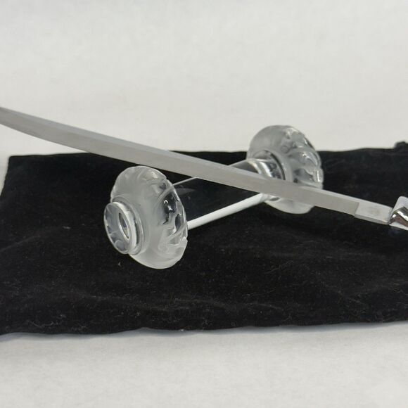 Signed Lalique France crystal knife rest, frosted leaf ends, elegant tableware - Picture 2 of 13